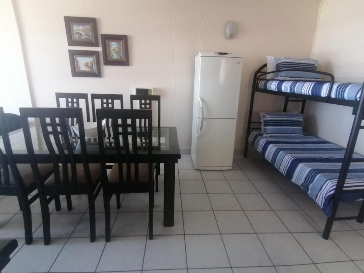 Dromedaris Appartement Amanzimtoti Buitenkant foto